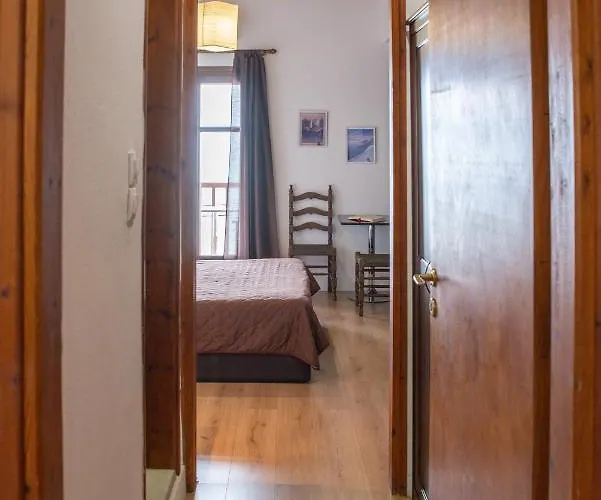 Cleopatra מלון חורפטו